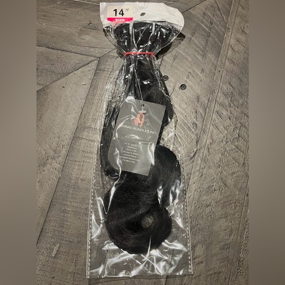 100% HUMAN HAIR SDD BUNDLE (Body Wave - 1b) - Picture 2 of 2